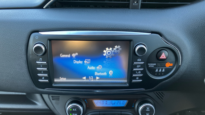 Toyota Yaris 1.5 Hybrid Y20 5dr CVT [Bi-tone] Hybrid Hatchback